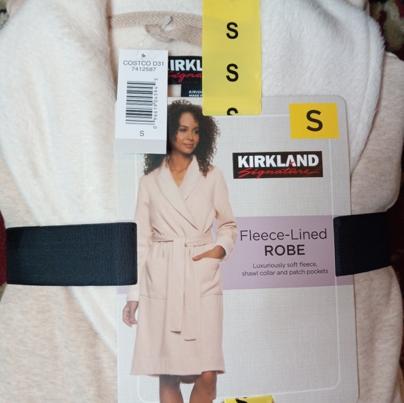 Kirkland Signature Intimates & Sleepwear Kirkland Fleecelined Robe